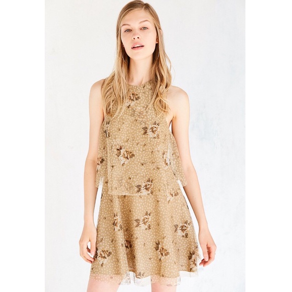Urban Outfitters Dresses & Skirts - Kimchi Blue • Mickie Floral Mesh Dress